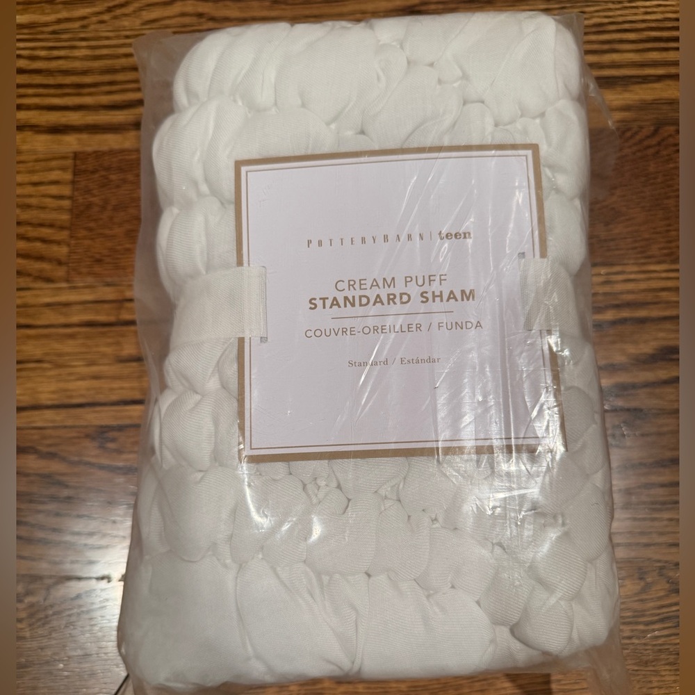 Pottery Barn Teen Cream Puff Standard Sham NEW